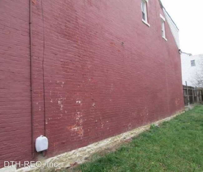 3 br, 2 bath House 1224 Garrard St House Rental in Covington, KY