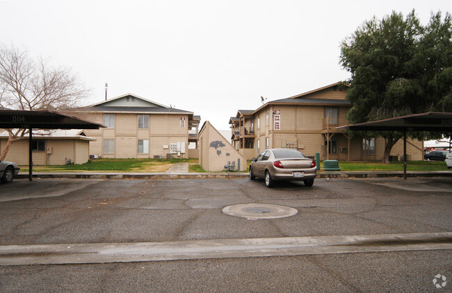 Building Photo - Palm Drive Apartments