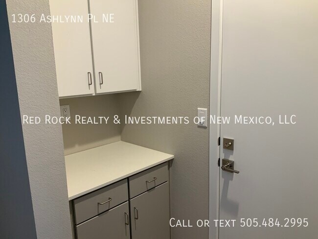 Foto del edificio - 1306 Ashlynn Pl