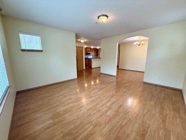 Foto del edificio - 3 Bed DuPont Home for Rent