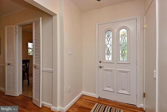 Foto del edificio - 3147 Creswell Dr