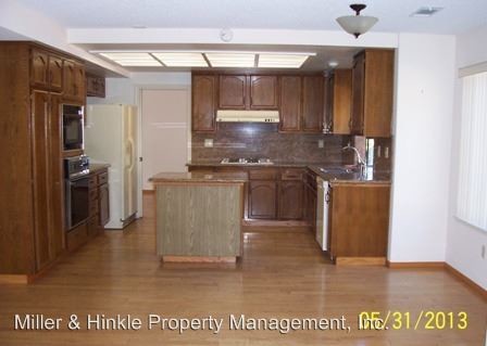 Building Photo - 4 br, 3 bath House - 928 Valencia Dr.