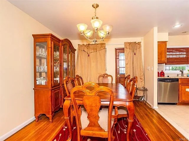 Building Photo - 3608 De Reimer Ave