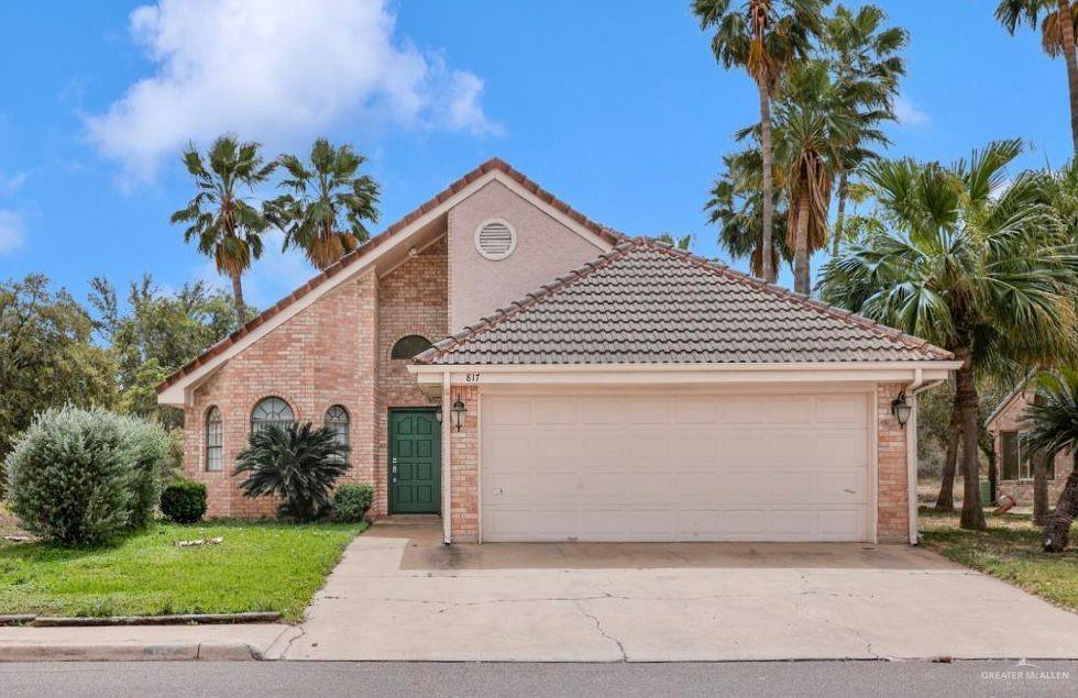 Foto principal - 817 Cimarron Dr