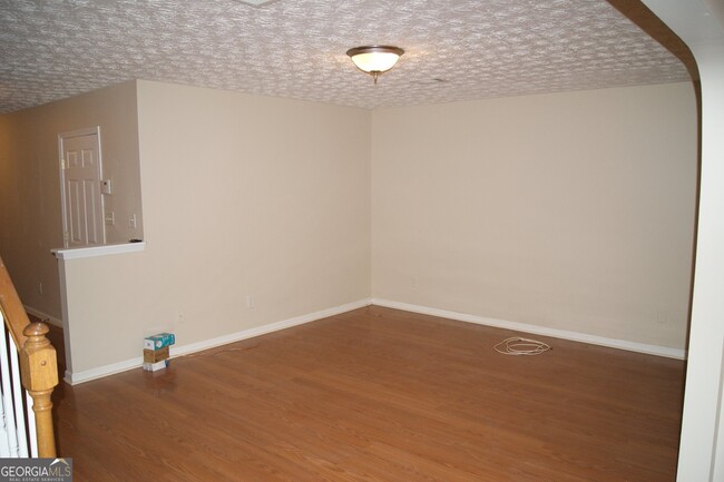 Building Photo - 641 Georgetown Ct