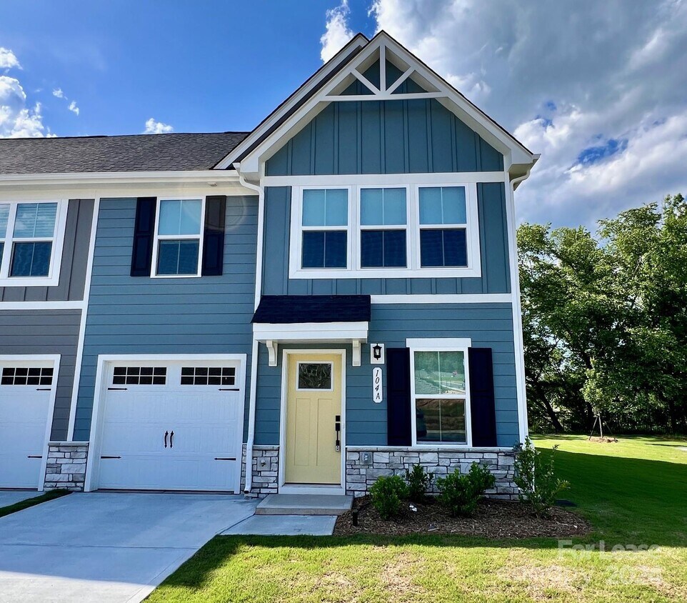 104 Skylar Vw Wy, Troutman, NC 28166 Townhome Rentals in Troutman NC