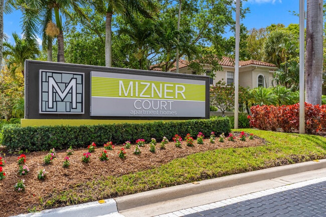 Building Photo - Mizner Court
