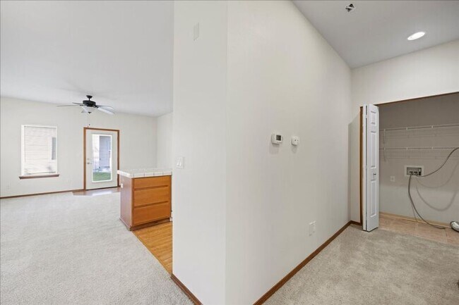 Foto del edificio - 7802 W 5th Ave