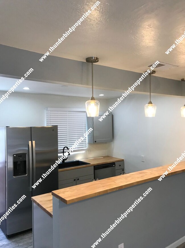 Building Photo - 1225 San Mateo