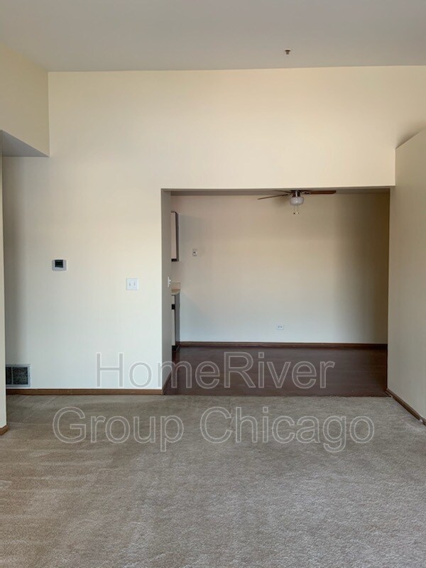 Foto del edificio - 21W308 North Ave