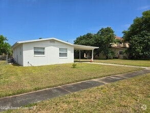 Building Photo - 3818 Kennedy Cir