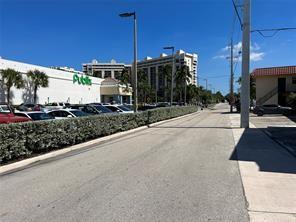 Foto del edificio - 4652 Poinciana St