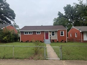Building Photo - 2108 Royall Ave
