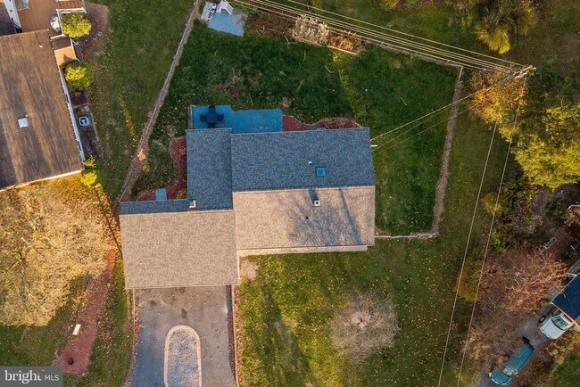 Foto del edificio - 11419 Greenberry Rd
