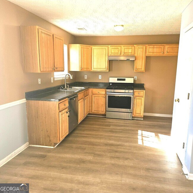 Foto del edificio - 1278 Labrador Ln