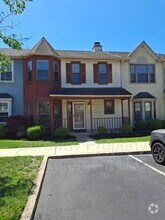 Building Photo - 127 Crown Prince Dr