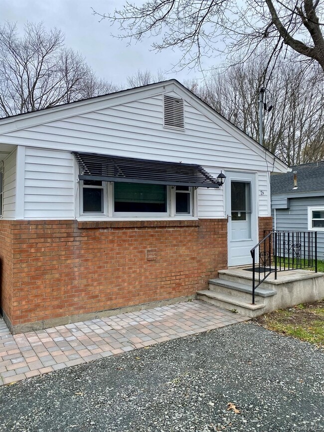 Foto del edificio - 26 Poplar St