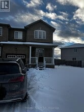 Building Photo - 9 Admiral Crescent