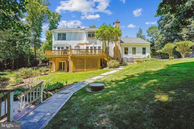 Building Photo - 1327 Hunter Mill Rd