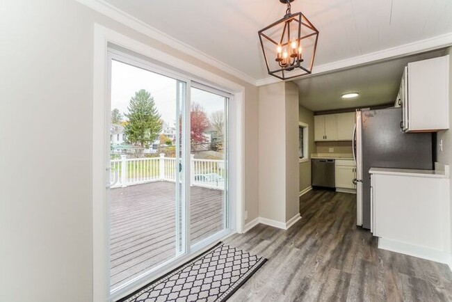 Foto del edificio - Spacious 3 Bedroom Home in McDonald!