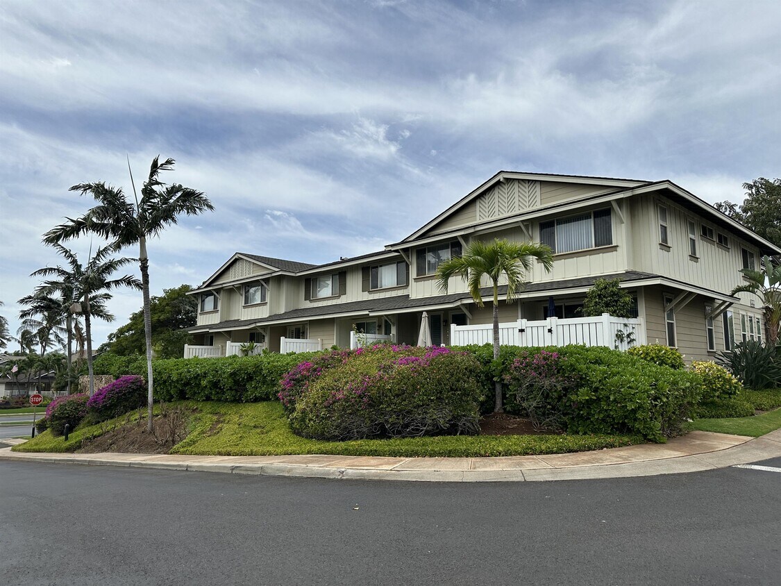 9214901490 Aliinui Dr, Kapolei, HI 96707 Townhome Rentals in