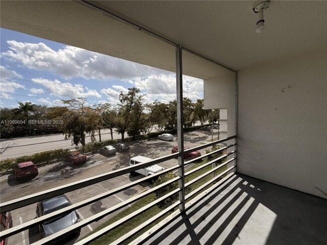 Building Photo - 4255 N University Dr