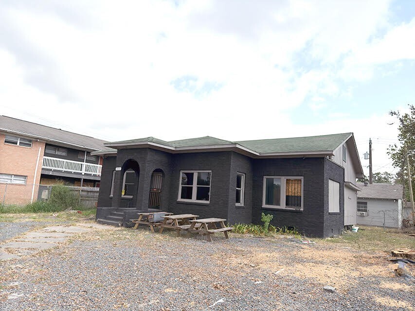 Foto del edificio - 2407 Southmore Blvd