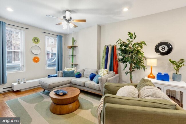 Foto del edificio - 2025 Watkins St