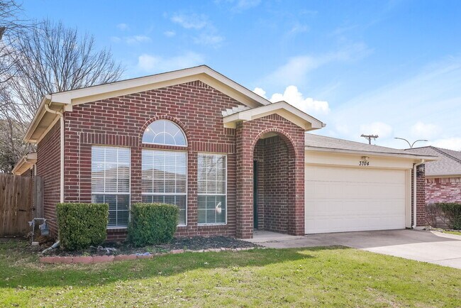 Foto del edificio - 3704 Chaddybrook Ln