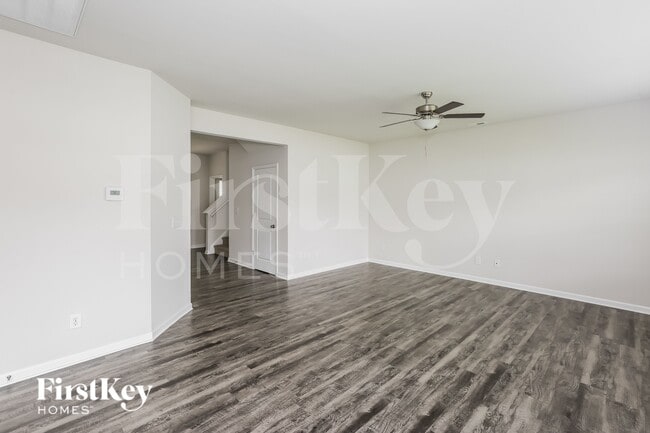 Building Photo - 9605 Hamel St