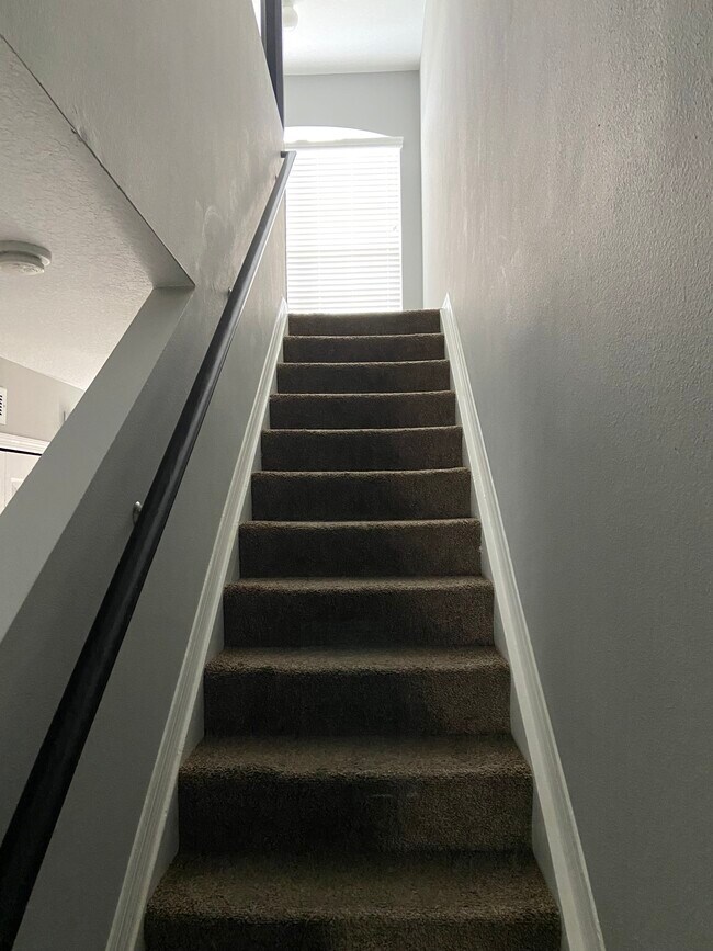 Foto del edificio - 7056 Saint Ives Ct