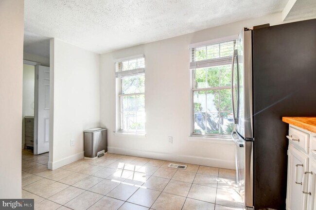 Foto del edificio - 6022 Phlox Ct