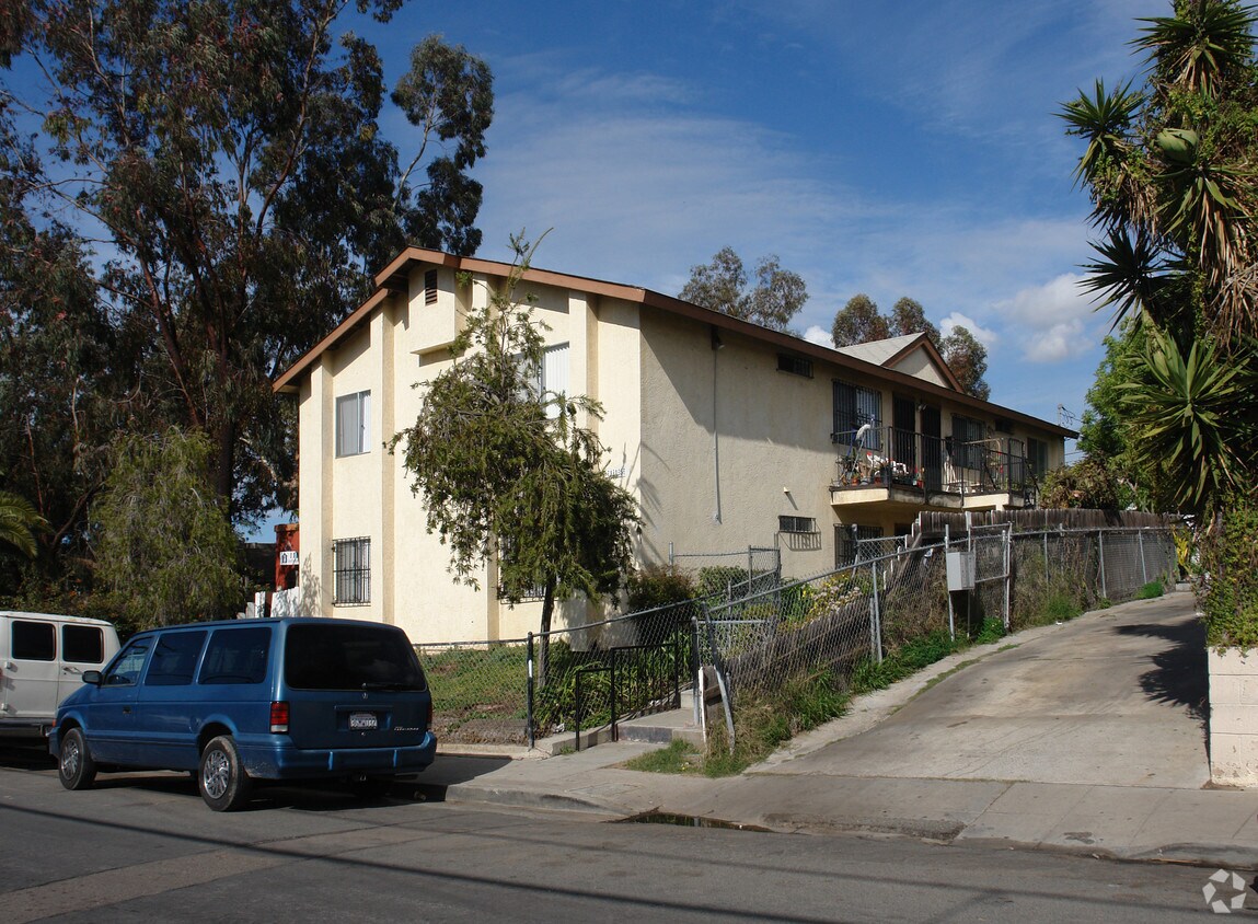 115 W Hall Ave, San Ysidro, CA 92173 Apartments in San Ysidro, CA