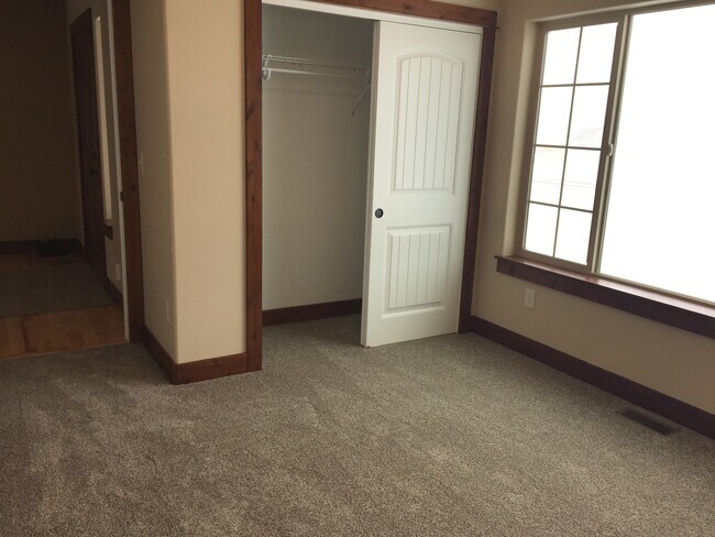 Foto del edificio - 3 Bedroom 2 Bathroom Home