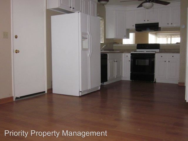 Primary Photo - 7070 Mountain Moss Dr