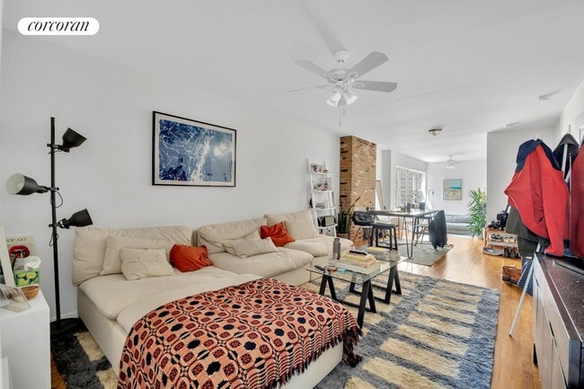 Building Photo - 88 Roebling St