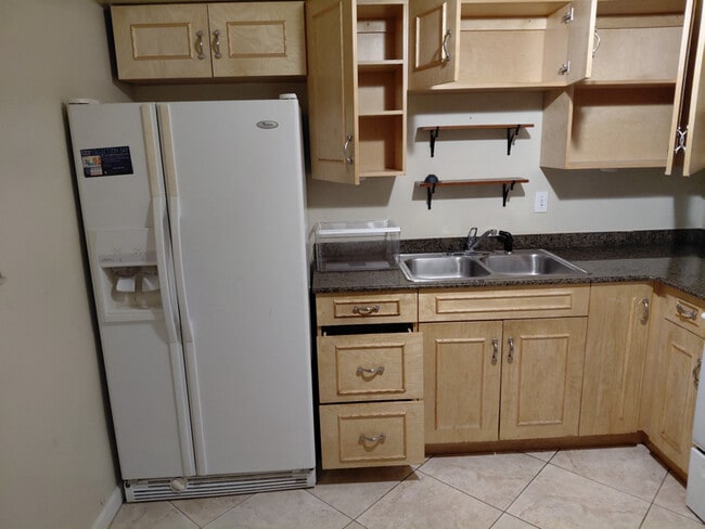 Building Photo - 2205 N 23rd Ave