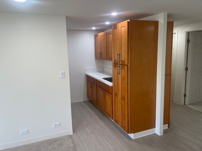 Building Photo - 801 Ala Nioi Pl