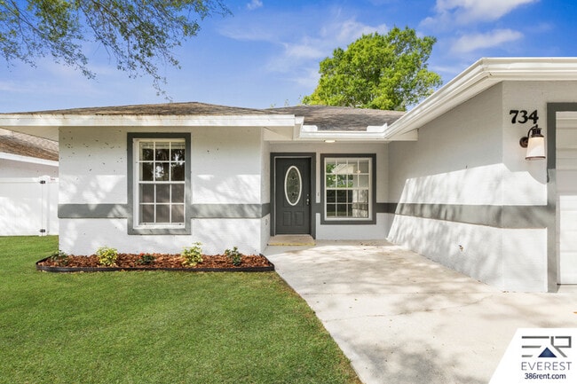 Foto del edificio - 734 Flora St