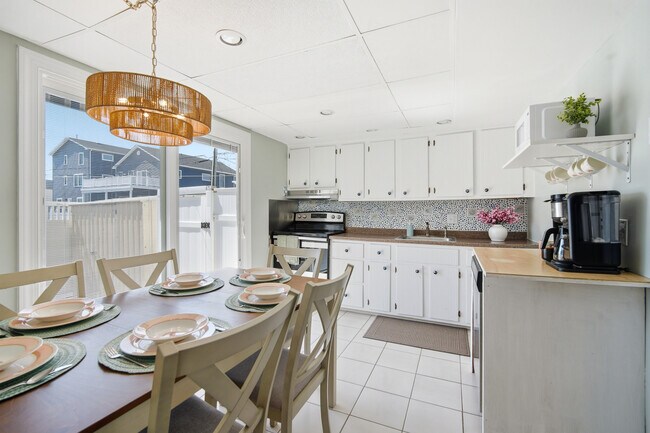 Foto del edificio - 3300 W Brigantine Ave