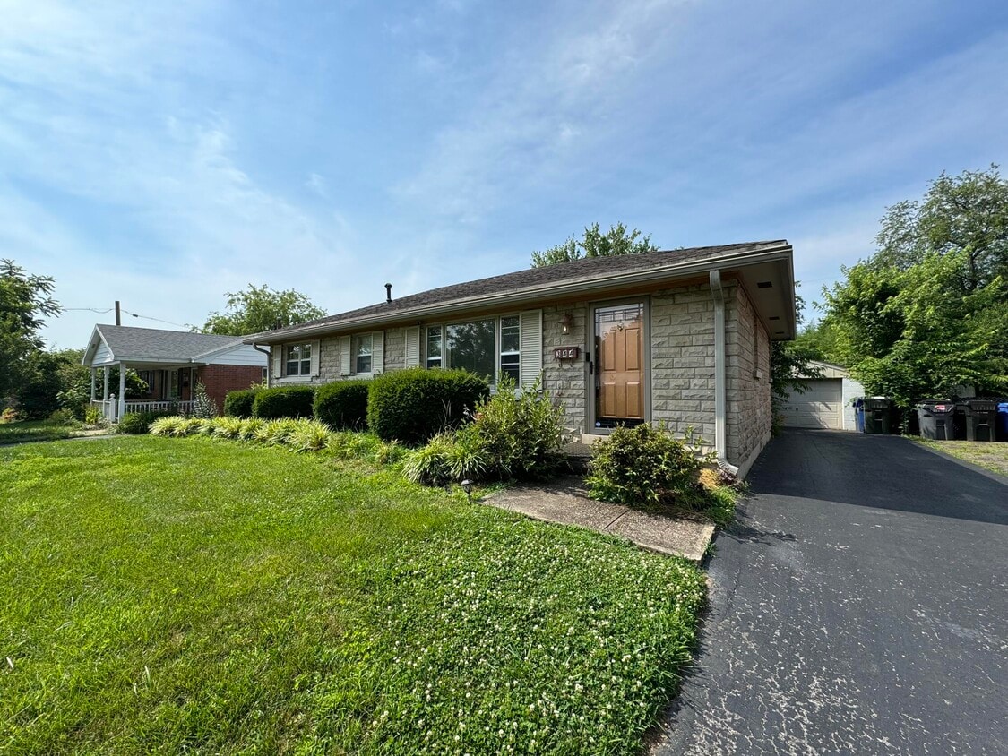 Primary Photo - 344 Harvard Dr