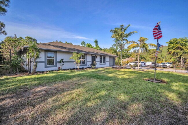 Foto del edificio - 18143 42nd Rd N
