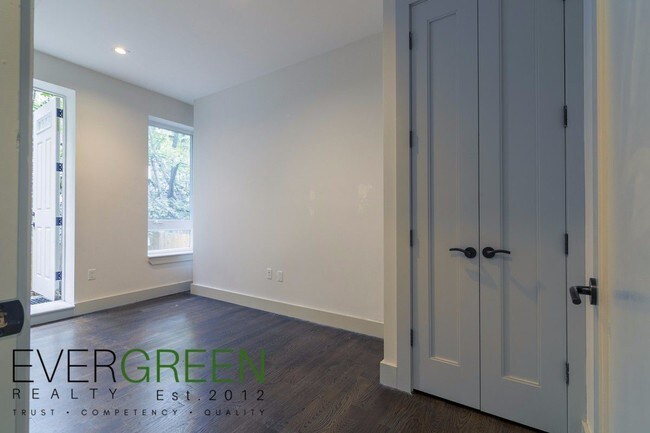 Foto del edificio - 489 Chauncey St