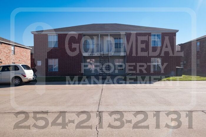 Primary Photo - 2806 Cantabrian Dr