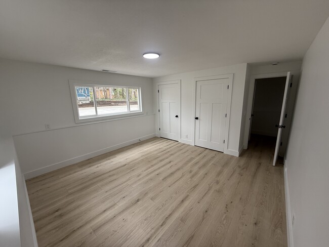 Foto del edificio - 16337 Comstock St