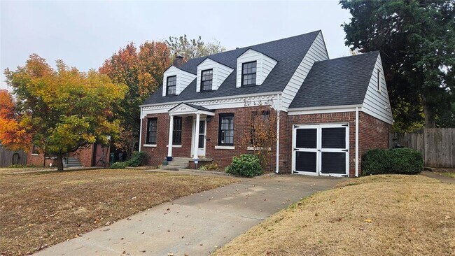 Building Photo - 2108 NW 25th St