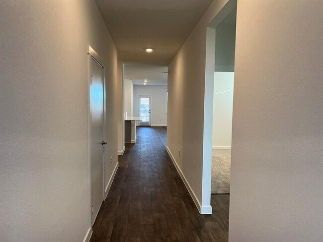 Building Photo - 14213 Cantarra Dr