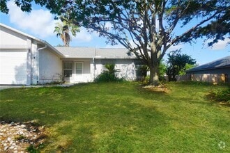 Building Photo - 10803 Siena Dr