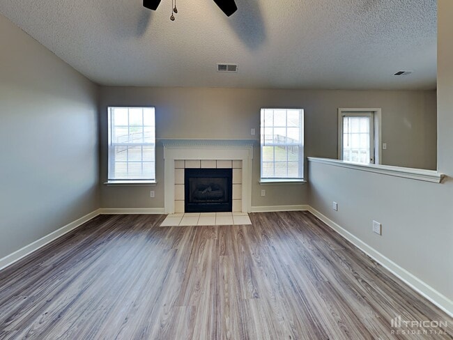 Building Photo - 1630 Clooney Ln