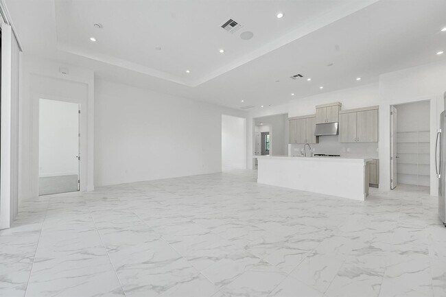 Foto del edificio - 13908 Vivant Dr